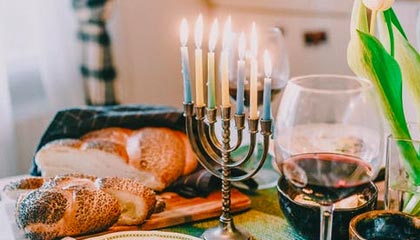 爱游戏体育在线-公牛客场扳平步行者,保持不败,公牛队最新交易资讯